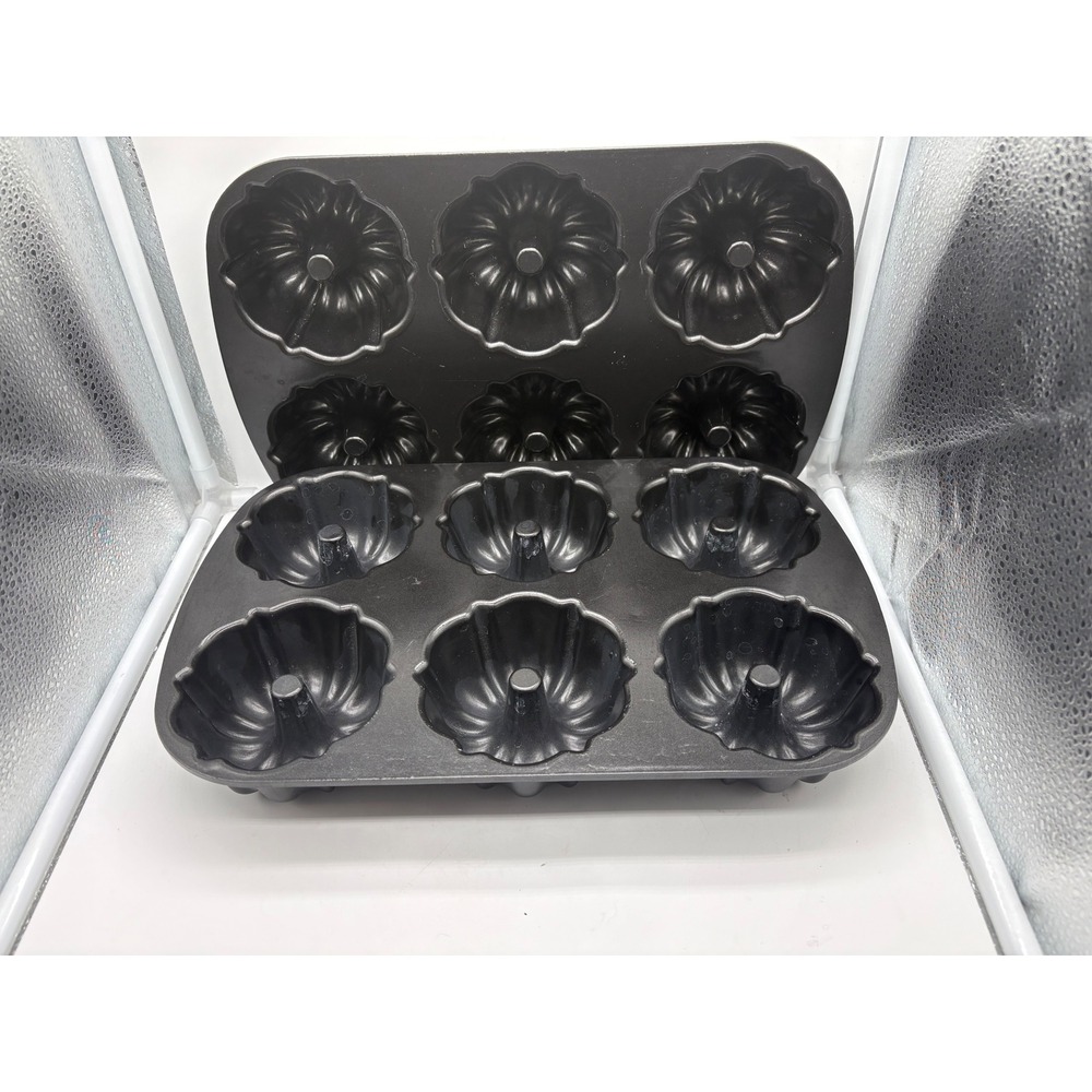 Lot of 2 Nordic Ware Multi Mini Bundt Cake Pan 6 Cup Cast Aluminum Non-Stick USA